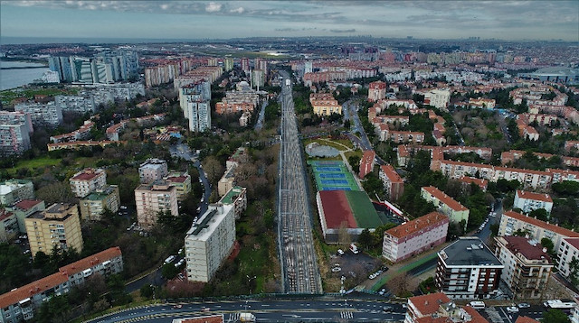 Gebze-Halkalı banliyö hattı.