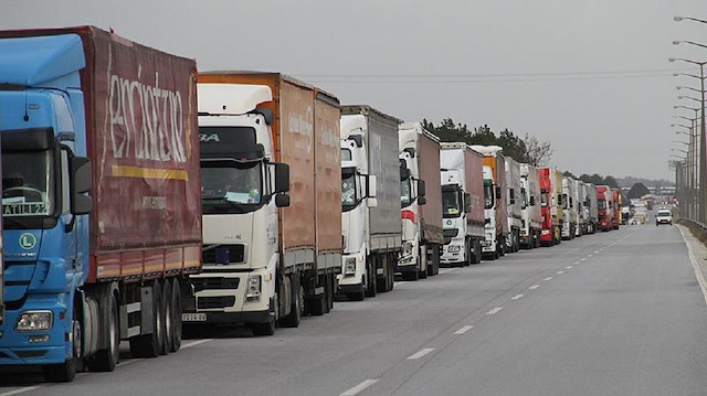 الأمم المتحدة ترسل 22 شاحنة مساعدات إلى إدلب