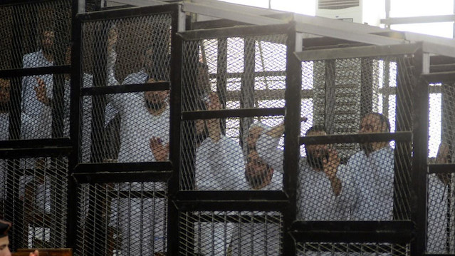 Mısır'da yüzlerce darbe karşıtı, idamla yargılanıyor. 