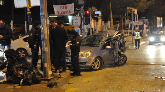 Ankara'da kazaya karışan araçlar