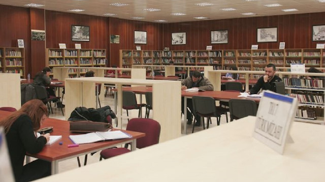 Ümraniye Süheyl Ünver Kütüphanesi