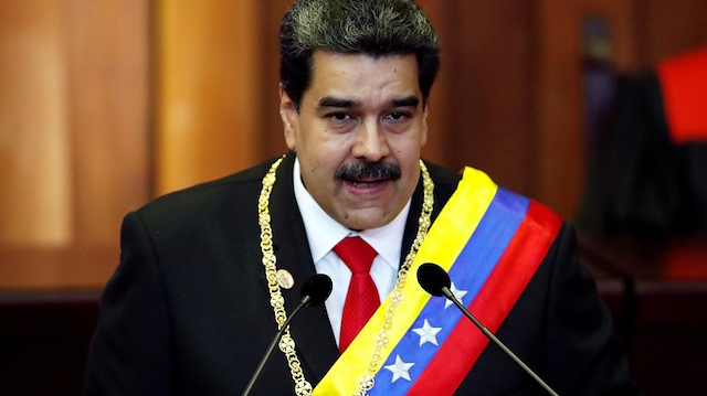 مادورو يعلن فشل محاولة الانقلاب