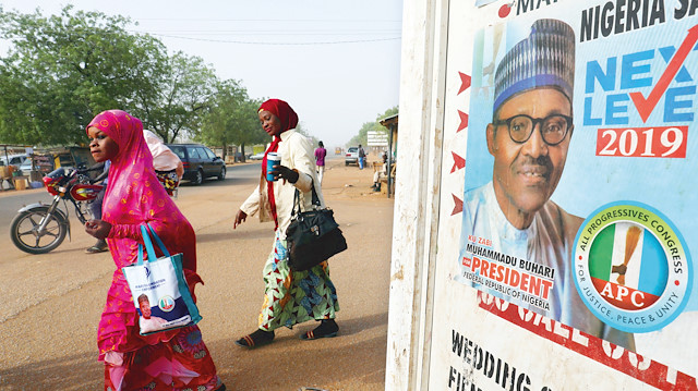 Nijerya’da başkanlığa aday olan Devlet Başkanı Muhammed Buhari'nin seçim afişi