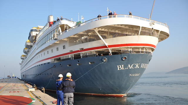 تعرّف على تفاصيل السفينة السياحية الضخمة التي وصلت شواطئ آيدن التركية