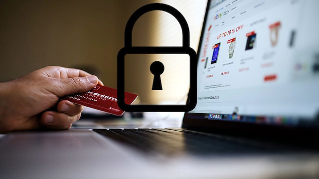 Özellikle ucuz ürün satan ve SSL güvenlik sertifikası olmayan alışveriş sitelerinin kredi kartı ve banka bilgilerini ele geçirerek kullanıcıları mağdur ettiği belirtildi.
