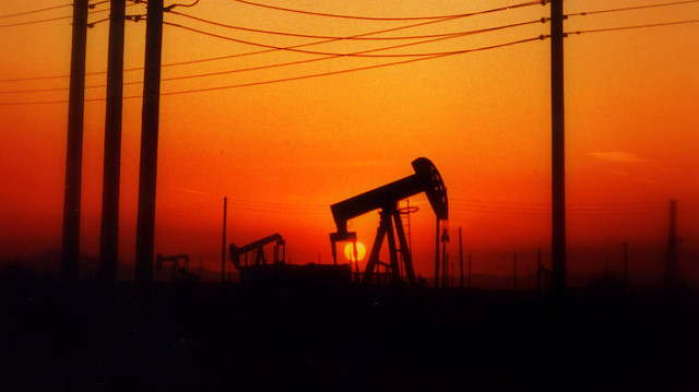 Küresel ekonomilerdeki daralma endişesi ile petrol fiyatlarında gerileme yaşanacağı belirtildi. 