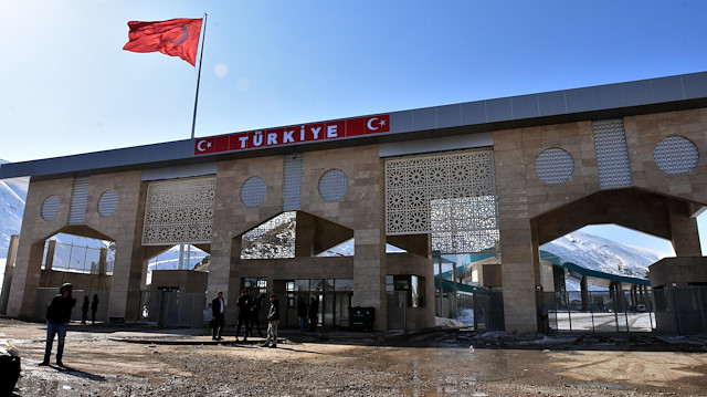Kapıköy Gümrük Kapısı Türkiye'nin en modern kara hudut kapıları arasındaki yerini aldı. 