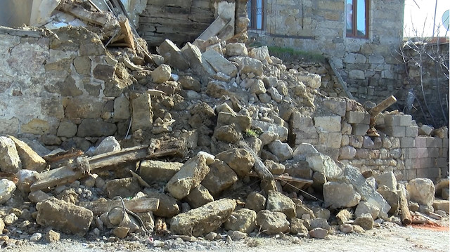 Ayvacık'ta dün 5,5 şiddetinde deprem meydana geldi.