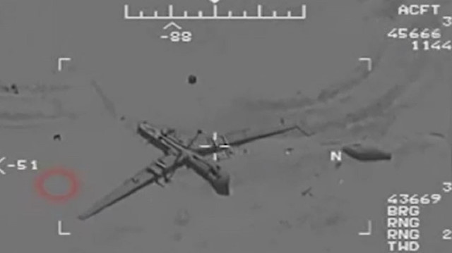 İran, ABD'nin drone'larının kontrolünü ele geçirdiğini belirterek, görüntülerini yayınladı.  