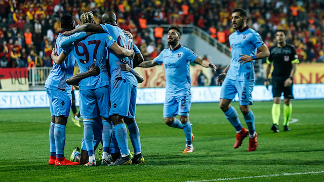 Trabzonspor, Süper Lig'de iki hafta sonra kazandı. Bordo mavililer Göztepe'yi 3-1 mağlup etti.
