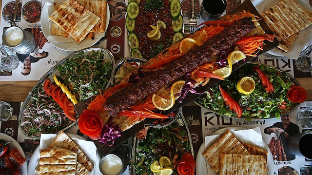 Adana boru kebabı 