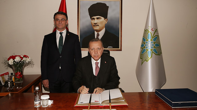 Cumhurbaşkanı Erdoğan, Tokat Valisi Ozan Balcı'yı ziyaret etti.