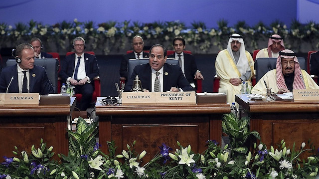 Egypt's President Abdel-Fattah El-Sisi, center, chairs a meeting at an EU-Arab summit at the Sharm El Sheikh convention center in Sharm El Sheikh, Egypt, February 24, 2019. 