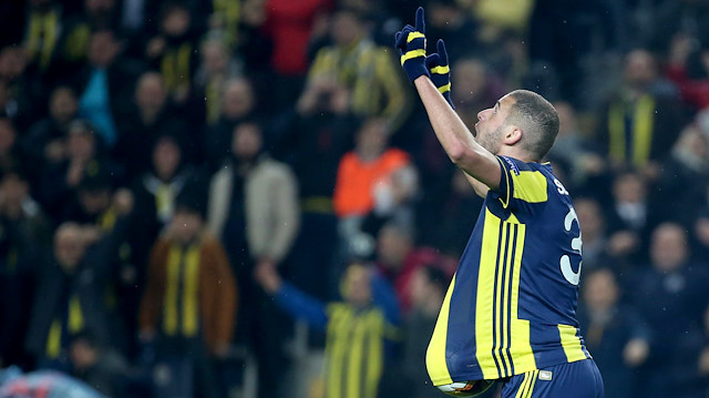 Fenerbahçe'ye Slimani müjdesi