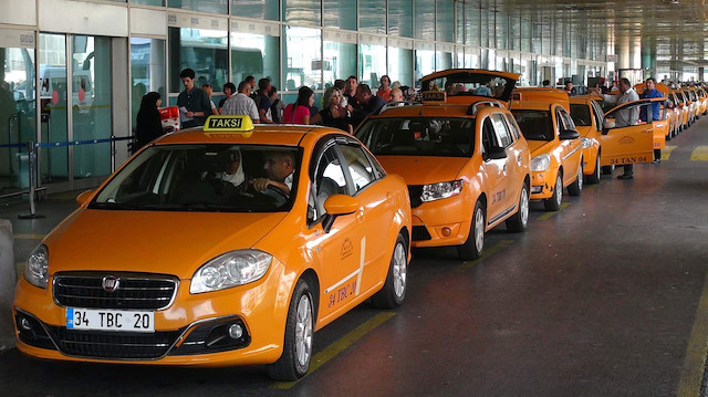Taksilerle özdeşleşen sarı rengi otomobillere tescil edilmeyecek.
