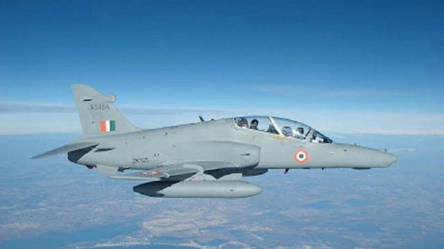 أول دولة تساند الهند وتقصف باكستان بقنابل متطورة