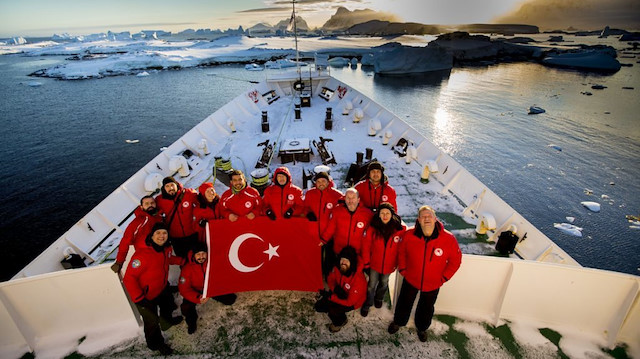 Turkish scientists map island in Antarctica