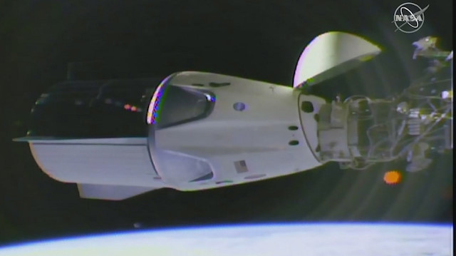 Testin başarılı geçmesi halinde kapsül, temmuz ayında insanlı test uçuşunda 2 NASA astronotunu UUİ'ye taşıyacak.