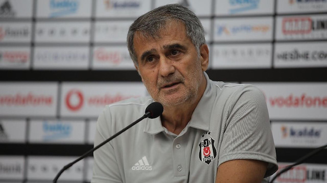 Beşiktaş'ta 4. sezonunu geçiren Şenol Güneş, siyah-beyazlı ekiple iki şampiyonluk yaşadı.
