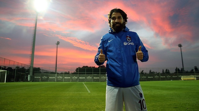 Olcay Şahan bu sezon bordo-mavili formayla çıktığı 12 lig maçında 1 gol atarken 2 de asist yaptı.