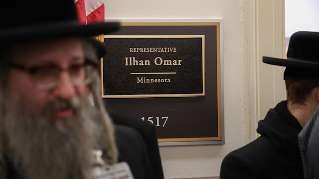 ABD'de Siyonizm karşıtı Yahudiler, Ilhan Omar'a destek ziyareti gerçekleştirdi.

