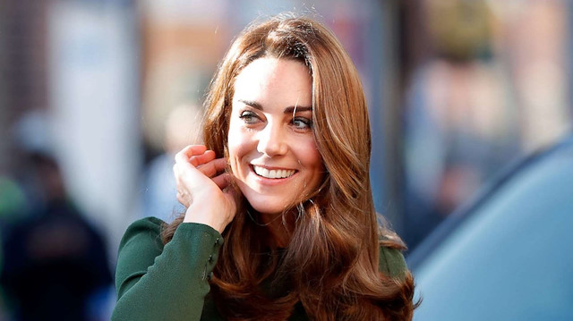 İngiltere Kraliyet ailesinin gözdesi: Kate Middleton