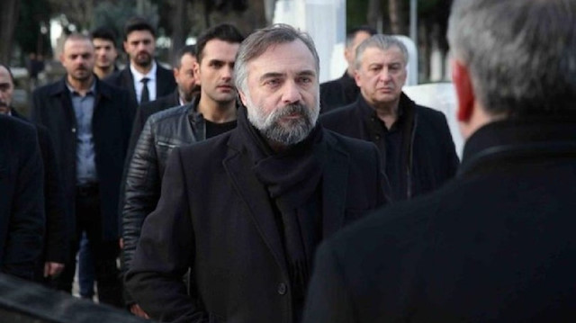 Eşkıya Dünyaya Hükümdar Olmaz dizisinin başrol oyuncusu Oktay Kaynarca.