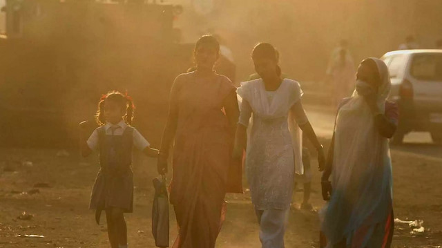 Hindistan'da hava kirliliği gözle görülüyor.