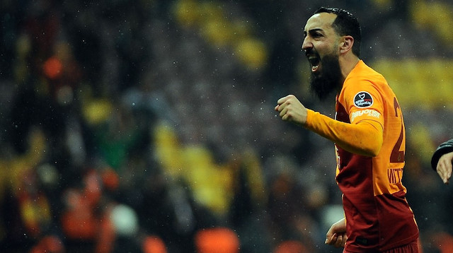 Mitorglou, Galatasaray formasıyla çıktığı 5 lig maçında 1 gol attı.