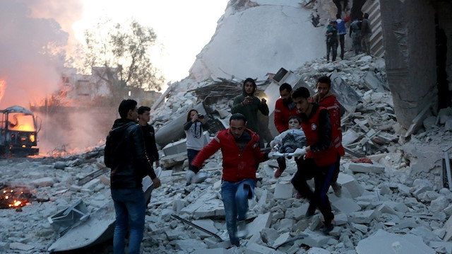 مقتل 3 مدنيين في غارات جوية على إدلب