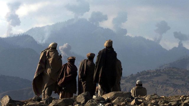 ABD, Taliban'ın Afgan hükümetiyle görüşmesini ve ateşkes istiyor.