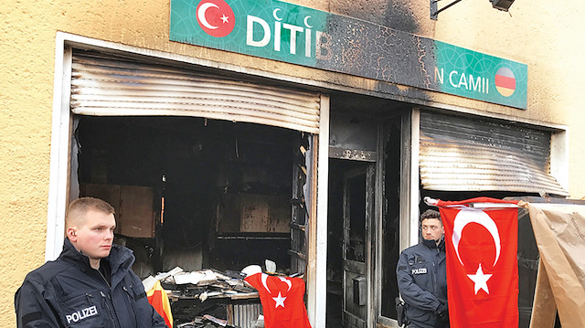 11 Mart 2018 tarihinde Almanya'nın başkenti Berlin'de Diyanet İşleri Türk İslam Birliği'ne (DİTİB) bağlı Koca Sinan Camii kundaklandı.