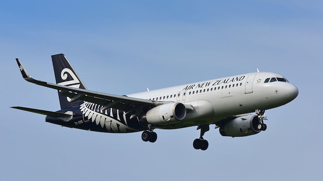 Hava yolu şirketinin, cuma günkü terörist saldırının ardından 797 Yeni Zelanda dolarına (yaklaşık 2 bin 970 lira) kadar çıkardığı Auckland-Christchurch bilet fiyatlarındaki artışa halk, sosyal medyadan tepki göstermişti.