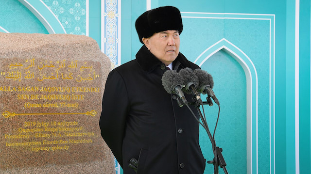 Nazarbayev'in istifasının arkasında hangi hedefler var?