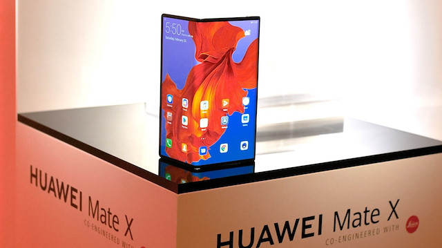 Huawei Mate X, HUAWEI'nin en gelişmiş teknolojisi donatıldı.
