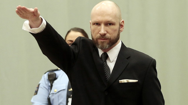 Seri katil Anders Behring Breivik, Norveç'e bağlı Utoya Adası'ndaki gençlik kampına düzenlediği terör saldırılarında 77 kişiyi öldürmüştü.  