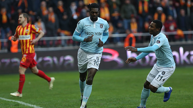 Adebayor bu sezon Başakşehir formasıyla çıktığı 20 resmi maçta 4 gol atarken 2 de asist yaptı.