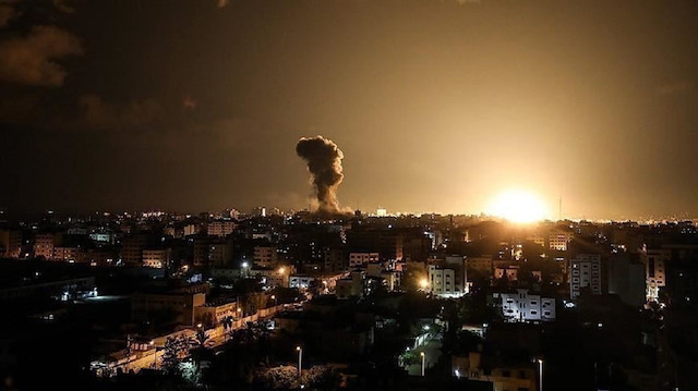 إسرائيل تقصف "موقعا عسكرياً" يتبع لحركة حماس في غزة
