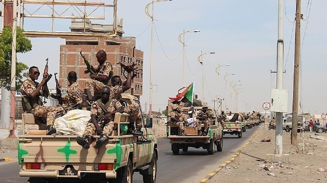 السودان.. البشير يعدل مدة السجن في عقوبات الطوارئ