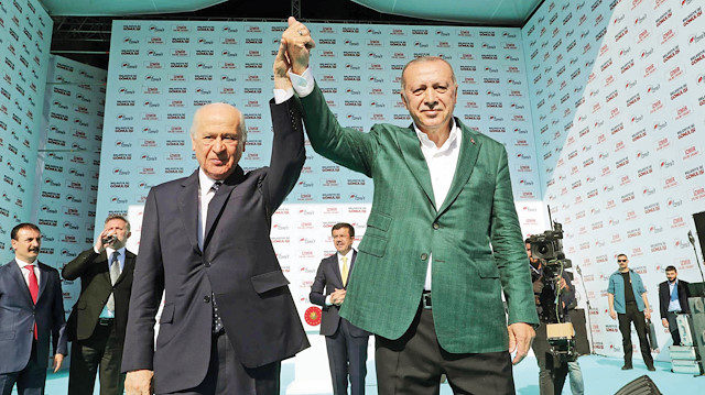 Devlet Bahçeli ve Recep Tayyip Erdoğan 