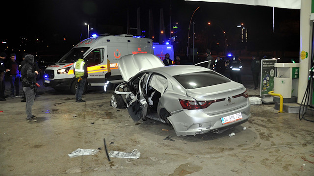 Çankaya'da meydana gelen kazada 4 kişi yaralandı.