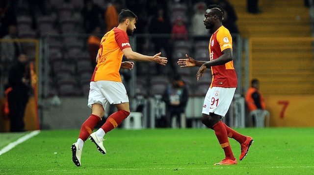 Diagne oyundan çıkarken Galatasaraylılar tarafından ıslıklandı.