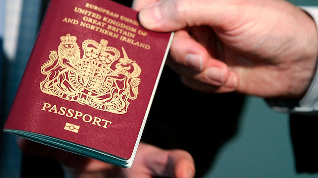 Brexit'in ardından AB ve İngiltere arasındaki seyahatlerde vatandaşlar karşılıklı 180 gün içinde, 90 günlük vizesiz giriş imkanı bulacak.