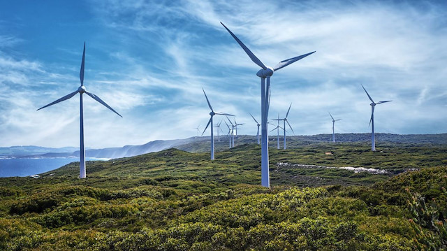 Dünyada yenilenebilir enerji kurulu gücü geçen yıl bir önceki yıla göre toplamda 171 gigavat arttı.