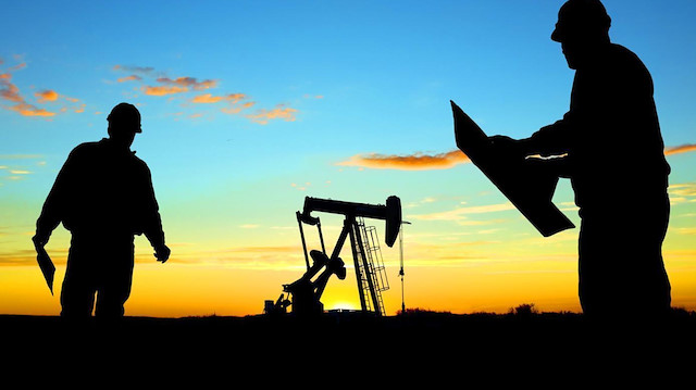 Brent petrol fiyatları düştü.