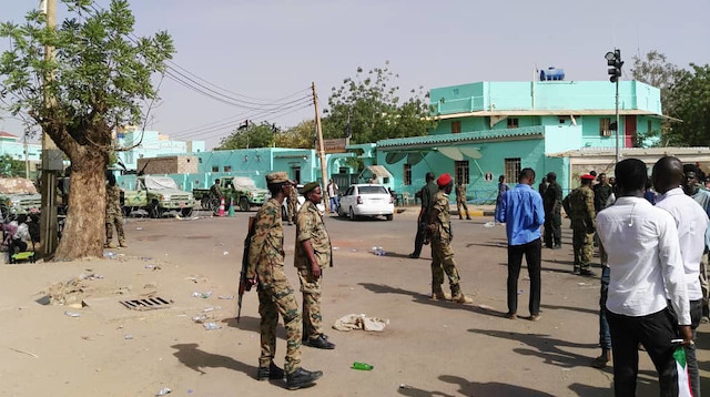 Sudan'da bu sabah askeri darbe oldu.