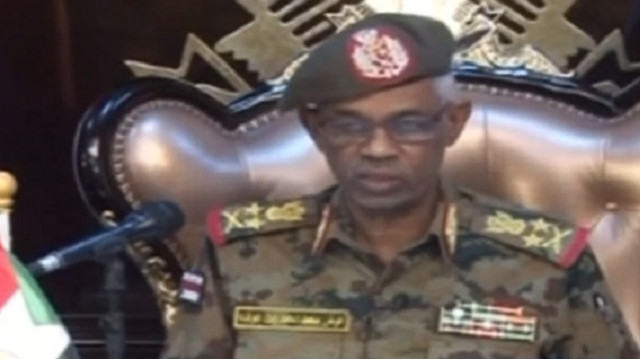 Sudan Savunma Bakanı Avad bin Avf
