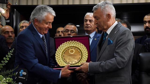 Şükrü Başdeğirmen, Yusuf Ziya Günaydın'dan görevi devraldı. 