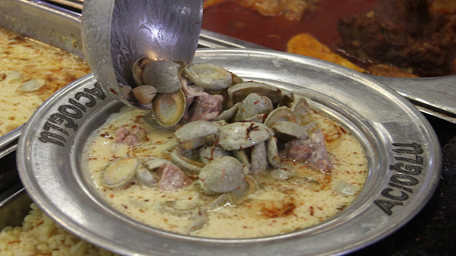 لحم باللوز الأخضر.. من روائع المطبخ التركي