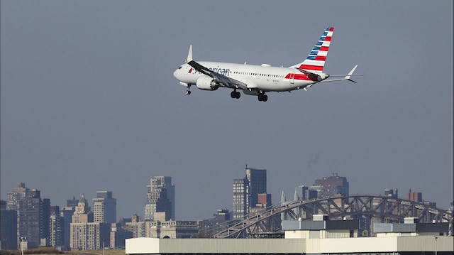 ​American Airlines / Boeing 737 MAX.